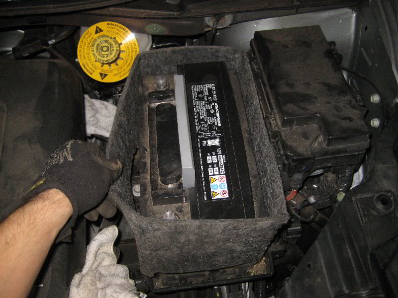 2008-2014-Dodge-Grand-Caravan-12V-Automotive-Battery-Replacement-Guide-017