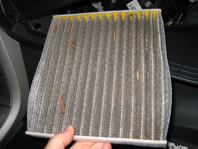 2009-2012-Toyota-Corolla-HVAC-Cabin-Air-Filter-Replacement-Guide-012