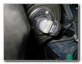 2009-2013-Toyota-Corolla-Headlight-Bulbs-Replacement-Guide-015