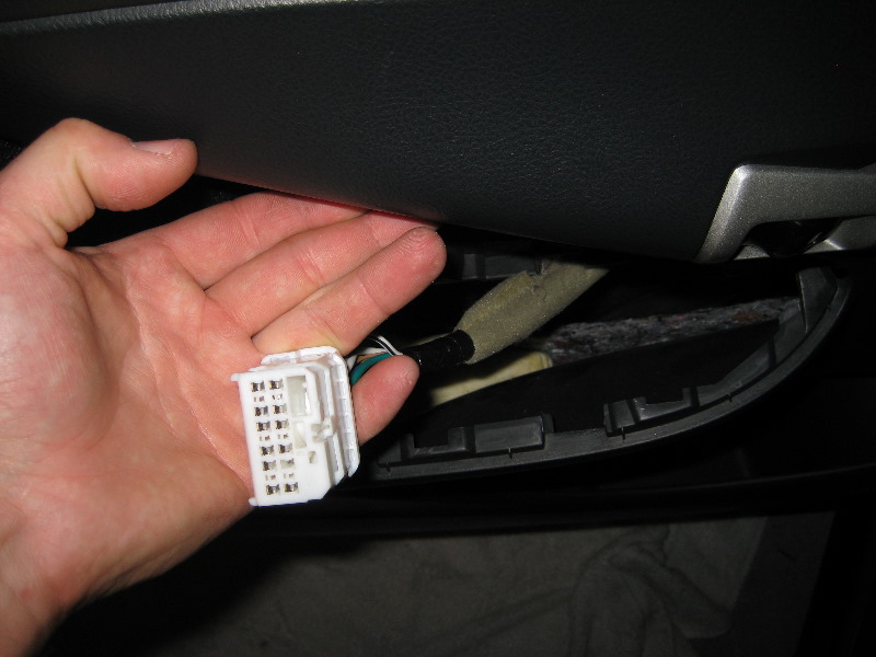 2009-2013-Toyota-Corolla-Interior-Door-Panel-Removal-Guide-032