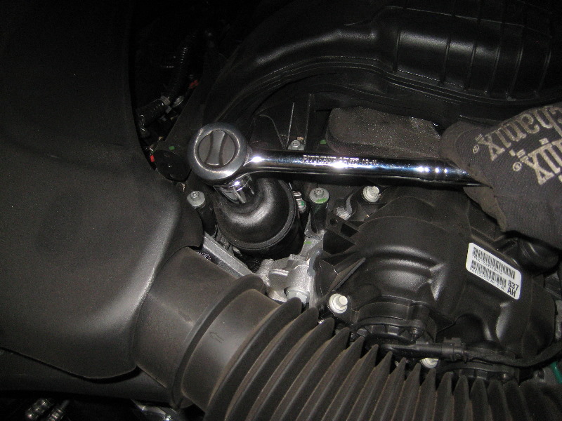2011-2014-Dodge-Charger-Pentastar-V6-Engine-Oil-Change-Guide-032