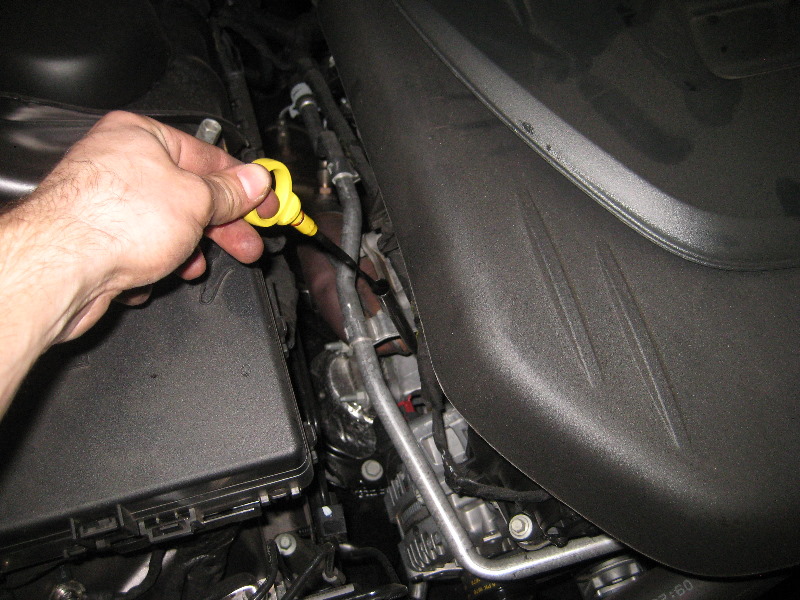 2011-2014-Dodge-Charger-Pentastar-V6-Engine-Oil-Change-Guide-044