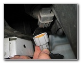2011-2015-Hyundai-Accent-Headlight-Bulbs-Replacement-Guide-021