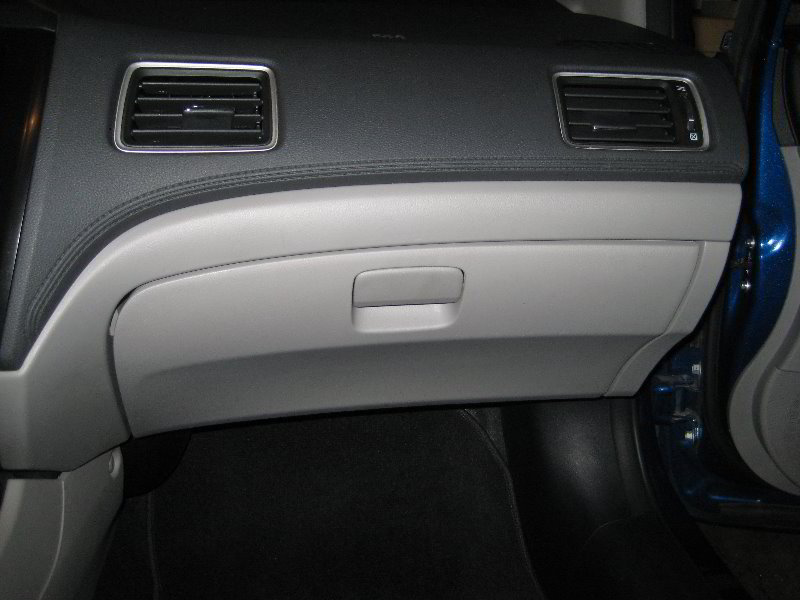 2012-2015-Honda-Civic-HVAC-Cabin-Air-Filter-Replacement-Guide-001