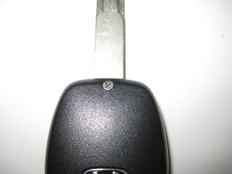 2012-2015-Honda-Civic-Key-Fob-Battery-Replacement-Guide-003