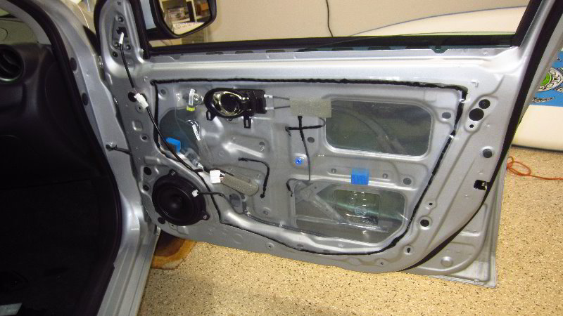 2012-2019-Nissan-Versa-Interior-Door-Panel-Removal-Guide-022