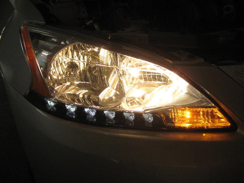 2013-2015-Nissan-Sentra-Headlight-Bulbs-Replacement-Guide-060