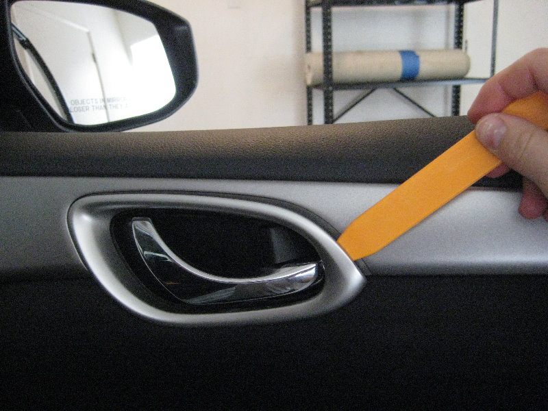 2013-2015-Nissan-Sentra-Interior-Door-Panel-Removal-Speaker-Replacement-Guide-003