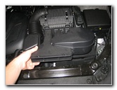 2013-2016-Hyundai-Santa-Fe-12V-Automotive-Battery-Replacement-Guide-006