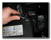 2013-2016-Hyundai-Santa-Fe-12V-Automotive-Battery-Replacement-Guide-009