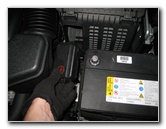2013-2016-Hyundai-Santa-Fe-12V-Automotive-Battery-Replacement-Guide-014