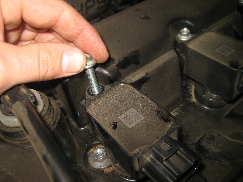 2014-2018-Mazda-Mazda6-Engine-Spark-Plugs-Replacement-Guide-023