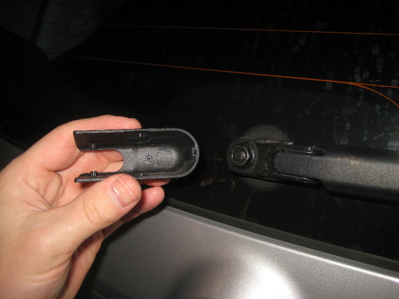 thumbnail image 2 of Zyutaosan Rear Window Wiper Blade 85242-0C010 For Toyota Sequoia 2008-2022 2 of 14