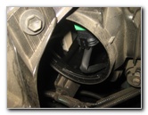 2014-2018-Toyota-Highlander-Headlight-Bulbs-Replacement-Guide-005