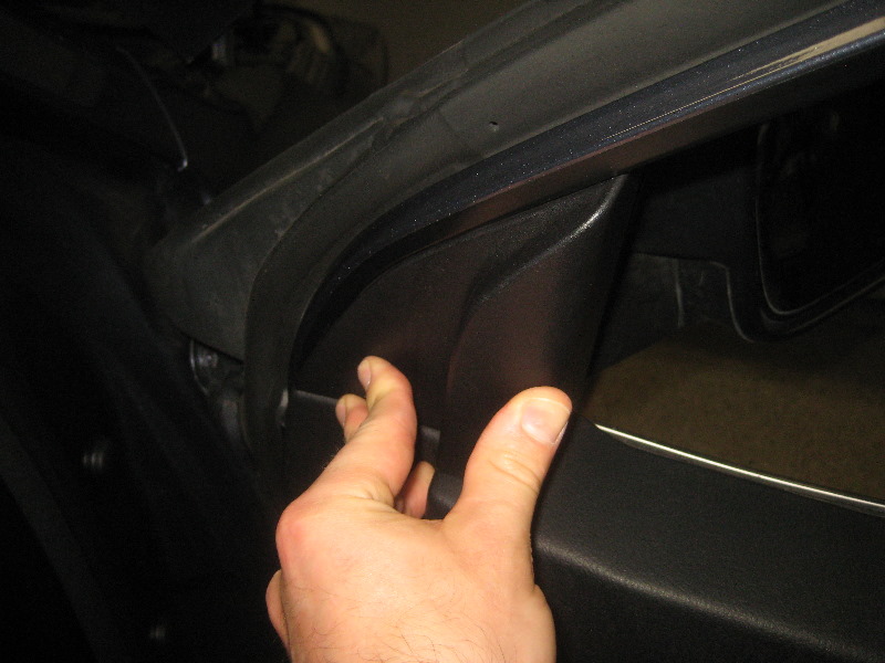 2014-2018-Toyota-Highlander-Interior-Door-Panel-Removal-Speaker-Upgrade-Guide-055