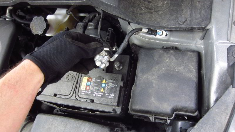 2014-2019-Kia-Soul-12V-Automotive-Battery-Replacement-Guide-004