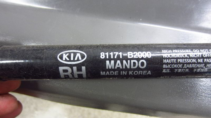 2014-2019-Kia-Soul-Hood-Lift-Support-Struts-Replacement-Guide-007