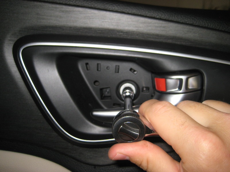 2015-2017-Chrysler-200-Interior-Door-Panel-Removal-Guide-038