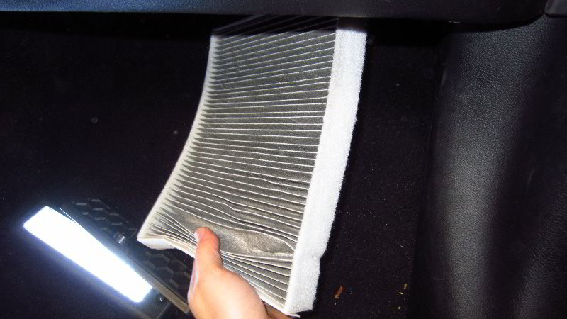 2015-2022-Ford-Mustang-Cabin-Air-Filter-Replacement-Guide-012