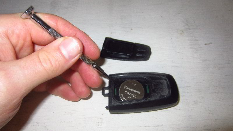 2015-2022-Ford-Mustang-Key-Fob-Battery-Replacement-Guide-010
