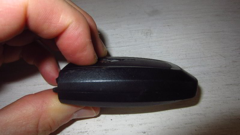 2015-2022-Ford-Mustang-Key-Fob-Battery-Replacement-Guide-018