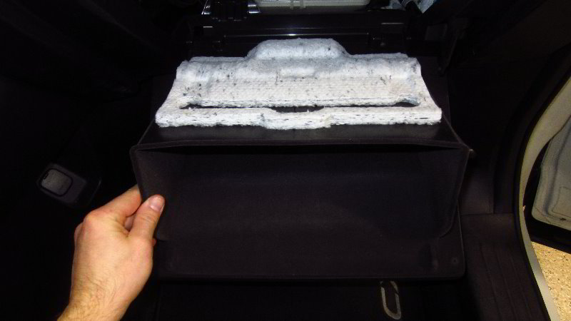 2016-2021-Mazda-CX-9-Cabin-Air-Filter-Replacement-Guide-008