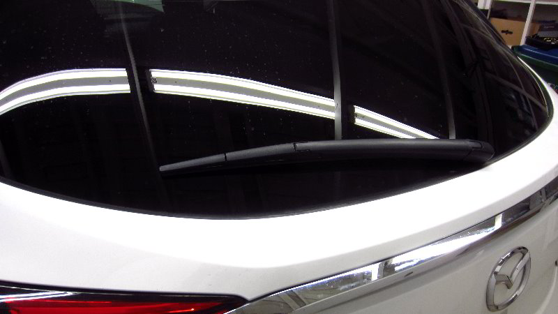 2016-2021-Mazda-CX-9-Rear-Window-Wiper-Blade-Replacement-Guide-021