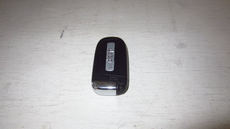 2017-2022-Jeep-Compass-Key-Fob-Battery-Replacement-Guide-002