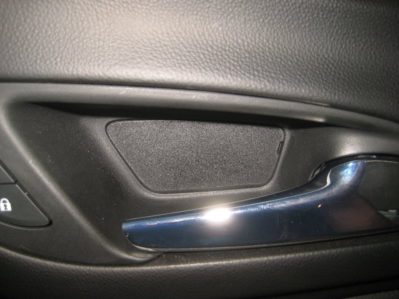 2018-2022-Chevrolet-Equinox-Interior-Door-Panel-Removal-Guide-002