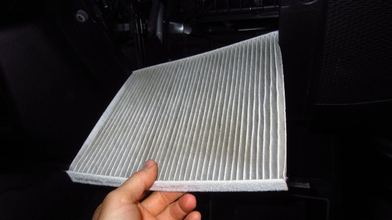 2018-2023-Jeep-Wrangler-Cabin-Air-Filter-Replacement-Guide-024