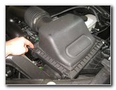 2018-Ford-Expedition-EcoBoost-V6-Engine-Air-Filter-Replacement-Guide-003