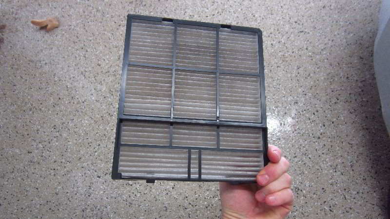 2020-Toyota-Corolla-Cabin-Air-Filter-Replacement-Guide-017