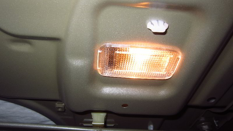 2020-Toyota-Corolla-Trunk-Cargo-Area-Light-Bulb-Replacement-Guide-002