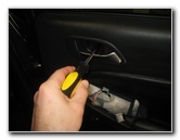 Acura-MDX-Rear-Interior-Door-Panels-Removal-Guide-017