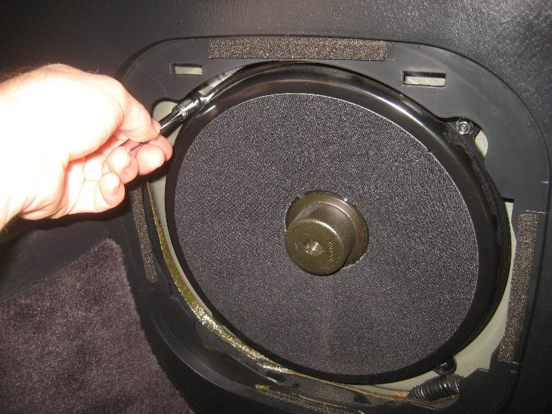 Acura-MDX-Bose-Subwoofer-Speaker-Replacement-Guide-021
