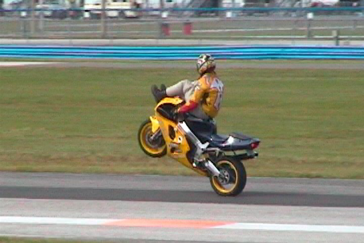 Biketoberfest-Stunt-Show-Daytona-Beach-FL-029