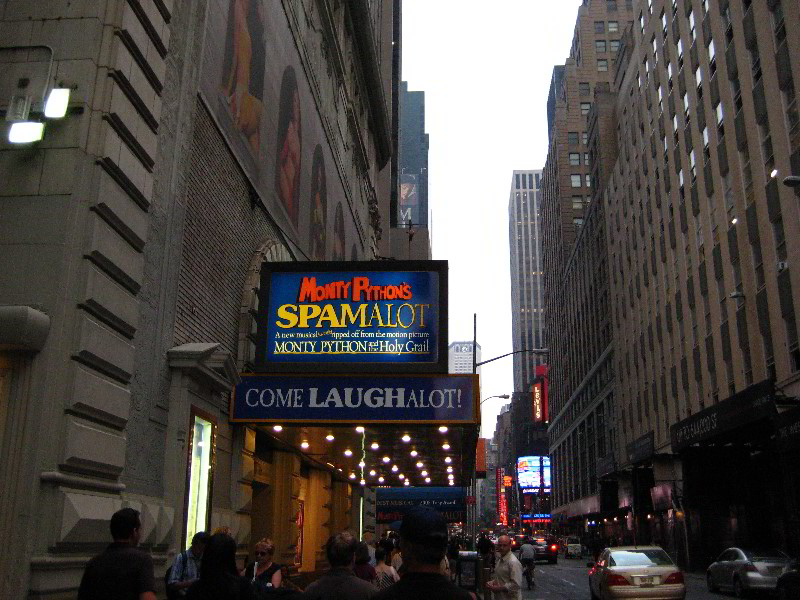 Broadway-Ave-Theater-District-NYC-NY-010