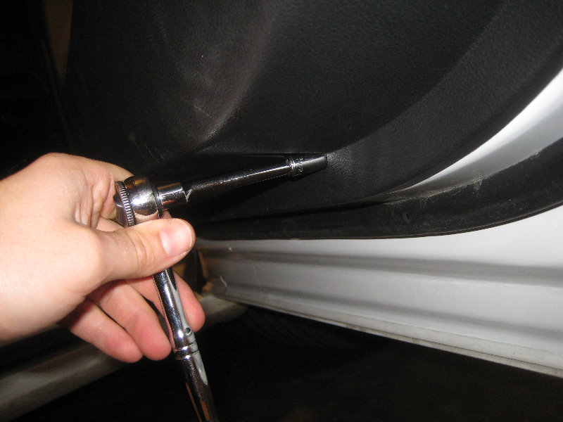 Buick-LaCrosse-Door-Panel-Removal-Speaker-Upgrade-Guide-042