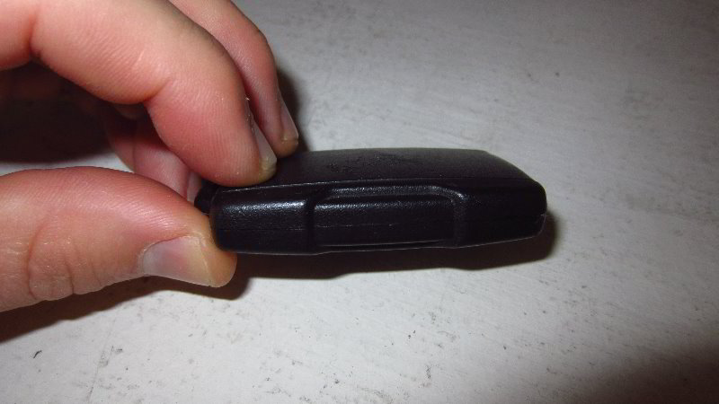 Chevrolet-Colorado-Key-Fob-Battery-Replacement-Guide-016