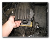 Chrysler-200-Engine-Air-Filter-Replacement-Guide-004