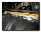 Chrysler-200-Engine-Air-Filter-Replacement-Guide-010