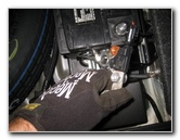 Chrysler-300-Sedan-12V-Automotive-Battery-Replacement-Guide-009
