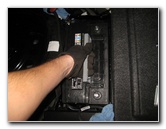 Chrysler-300-Sedan-12V-Automotive-Battery-Replacement-Guide-026