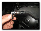 Chrysler-300-Headlight-Bulbs-Replacement-Guide-024