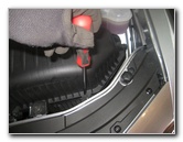 Chrysler-300-Headlight-Bulbs-Replacement-Guide-058