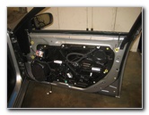 Chrysler-300-Interior-Door-Panel-Removal-Speaker-Upgrade-Guide-036