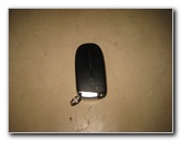 Chrysler-300-Key-Fob-Battery-Replacement-Guide-002