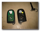 Chrysler-300-Key-Fob-Battery-Replacement-Guide-007
