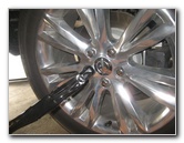Chrysler-300-Rear-Disc-Brake-Pads-Replacement-Guide-004