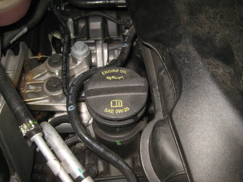 Chrysler-Pacifica-Minivan-Pentastar-V6-Engine-Oil-Change-Guide-002